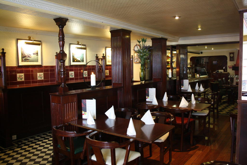טראמור O'Shea'S Hotel מראה חיצוני תמונה